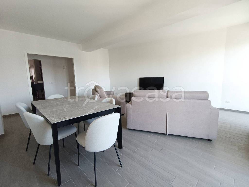 appartamento in affitto a Sesto San Giovanni in zona Rondò/Torretta