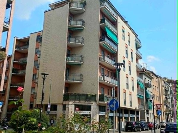 appartamento in affitto a Sesto San Giovanni in zona Rondinella