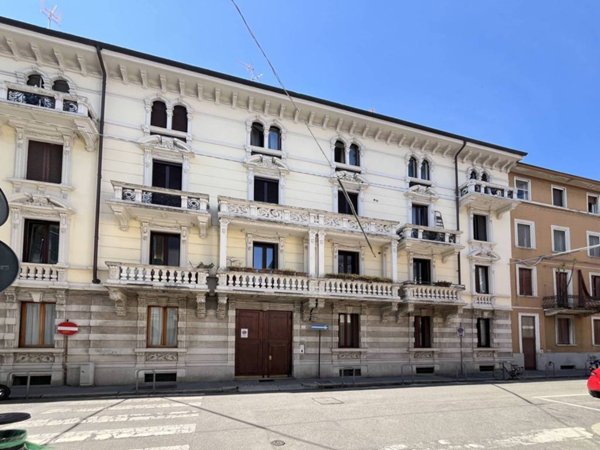 appartamento in affitto a Sesto San Giovanni in zona Rondò/Torretta