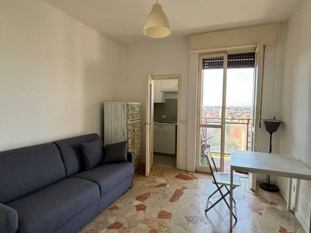 appartamento in affitto a Sesto San Giovanni in zona Rondò/Torretta