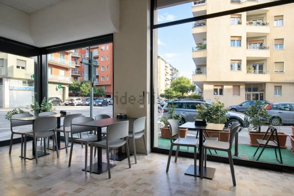 locale commerciale in affitto a Sesto San Giovanni