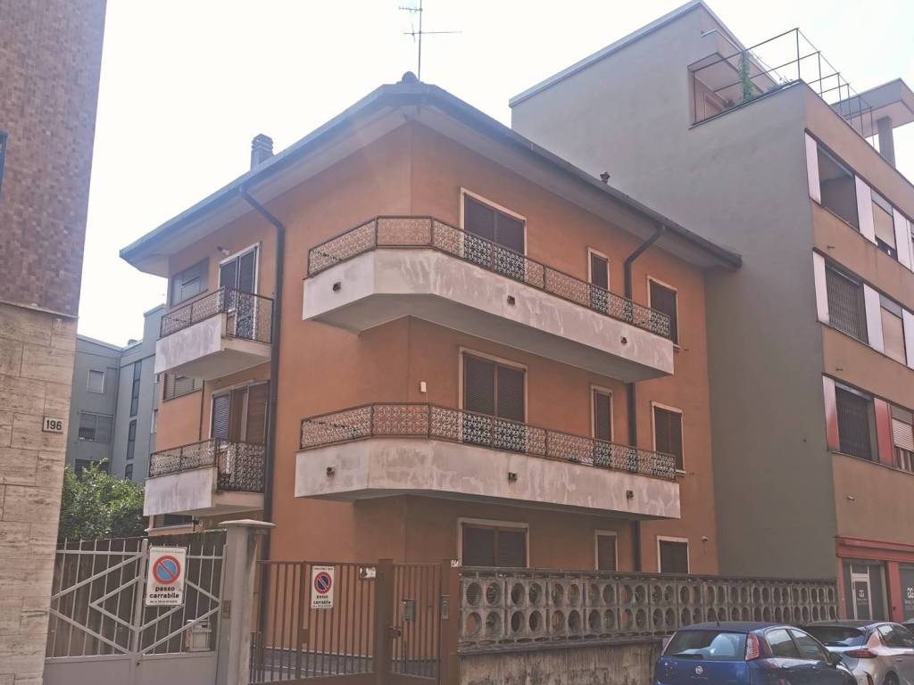 appartamento in affitto a Sesto San Giovanni in zona Rondò/Torretta