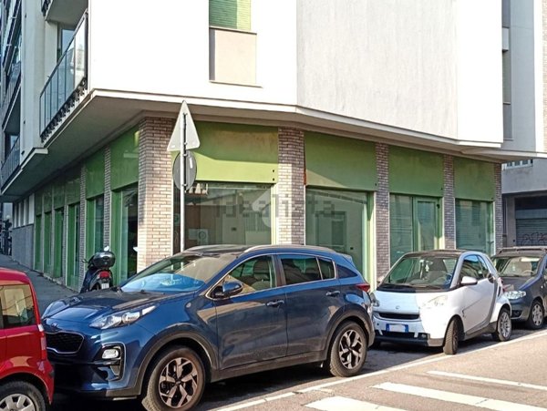 negozio in affitto a Sesto San Giovanni