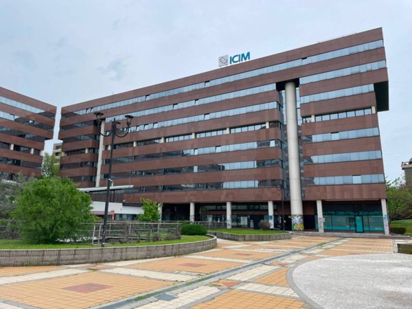 ufficio in affitto a Sesto San Giovanni in zona Le Corti