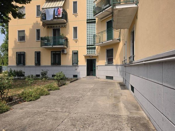 appartamento in affitto a Sesto San Giovanni in zona Pelucca/Villaggio Falck