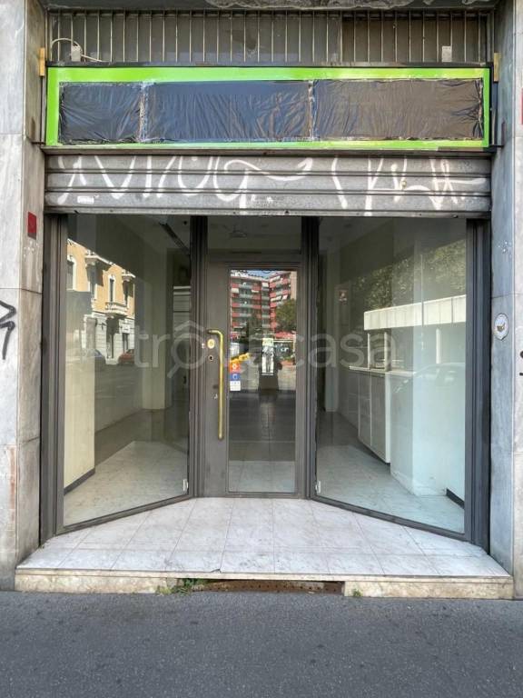 negozio in affitto a Sesto San Giovanni