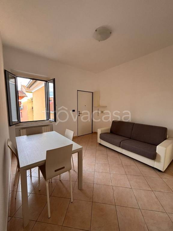 appartamento in affitto a Sesto San Giovanni in zona Rondinella
