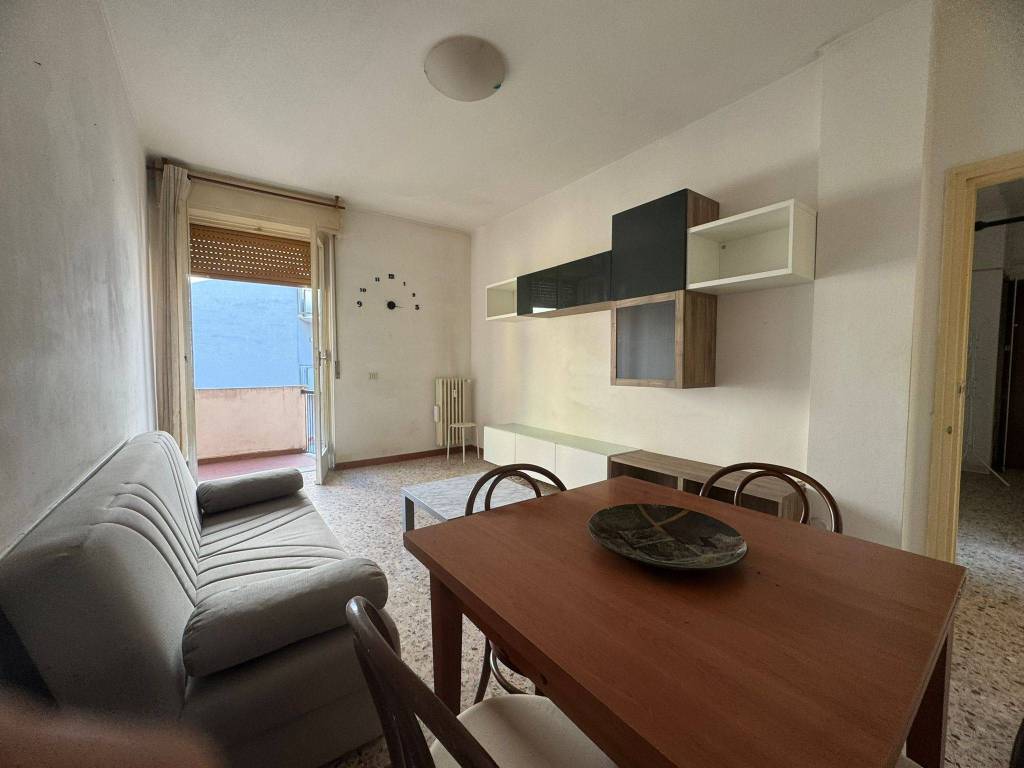 appartamento in affitto a Sesto San Giovanni in zona Rondinella