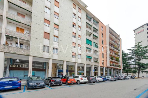 appartamento in affitto a Sesto San Giovanni in zona Rondò/Torretta