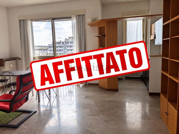 appartamento in affitto a Sesto San Giovanni in zona Rondò/Torretta