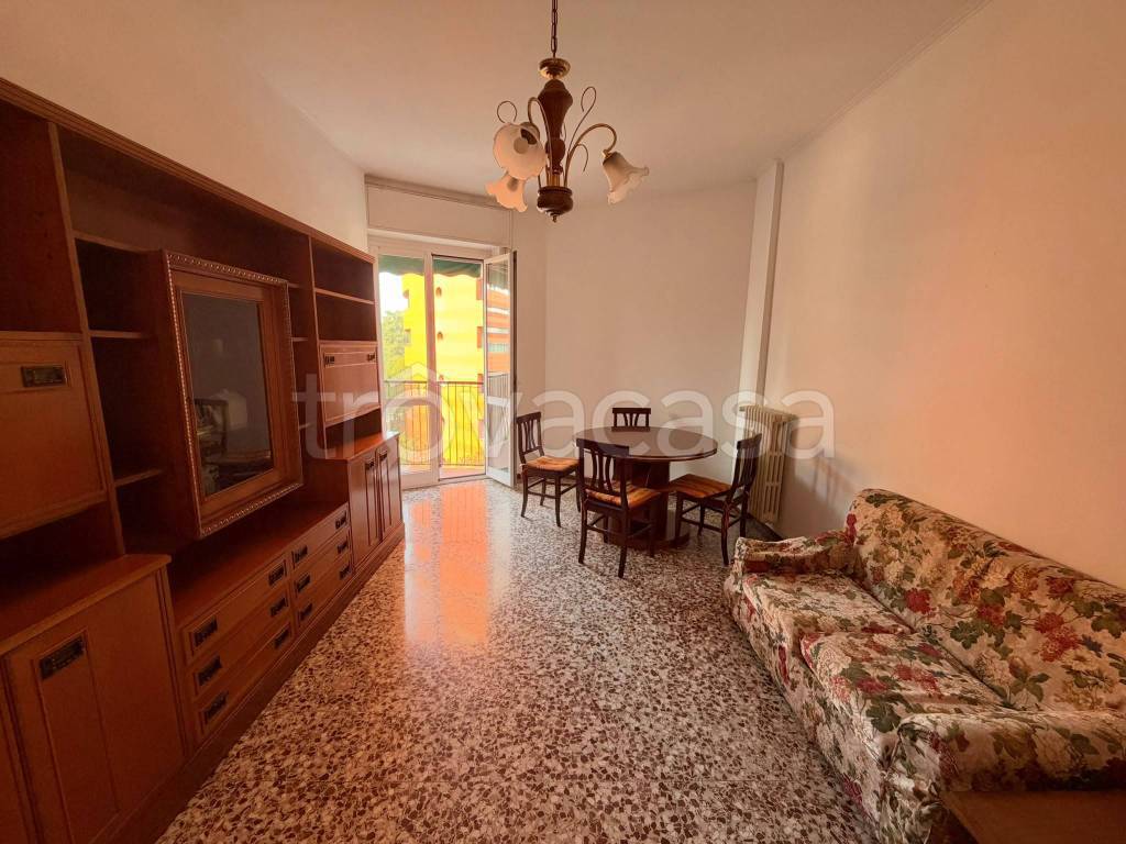 appartamento in affitto a Sesto San Giovanni in zona Restellone