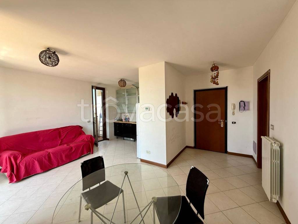 appartamento in affitto a Settala