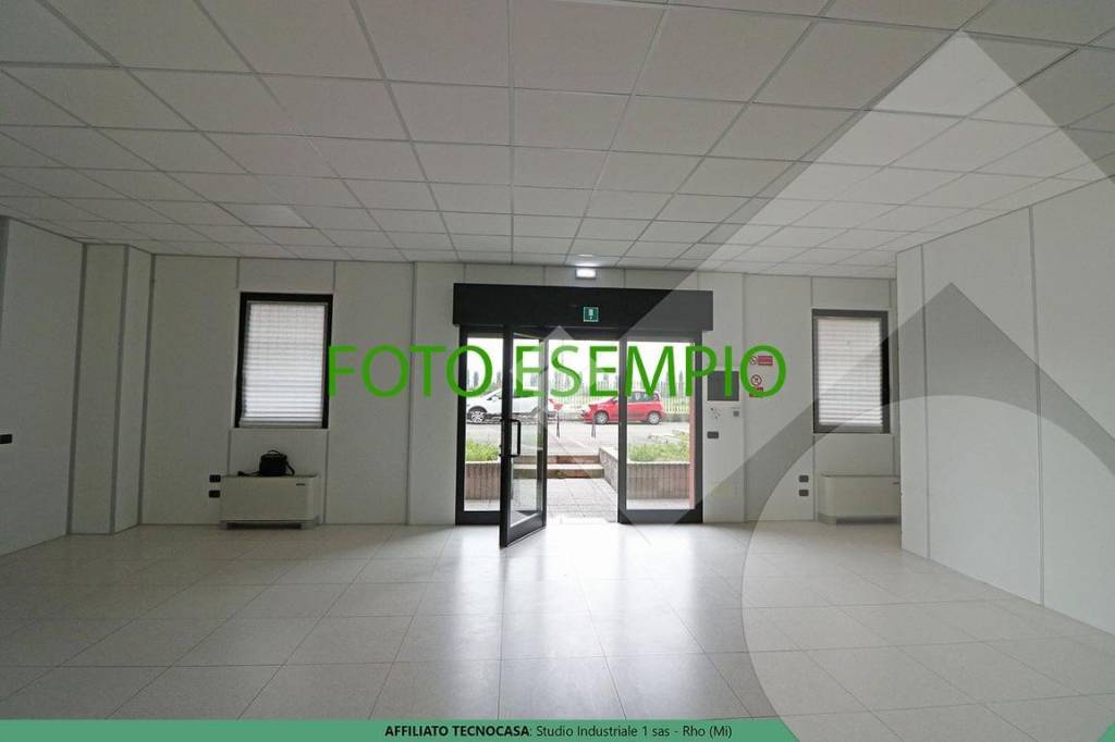 locale commerciale in affitto a Settimo Milanese
