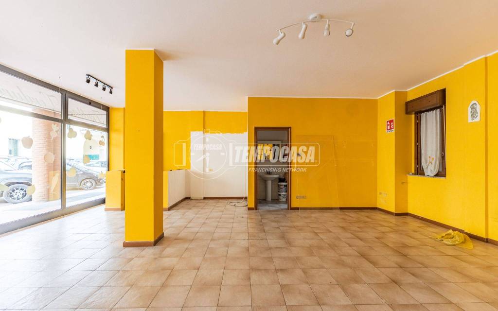 negozio in affitto a Settimo Milanese in zona Vighignolo