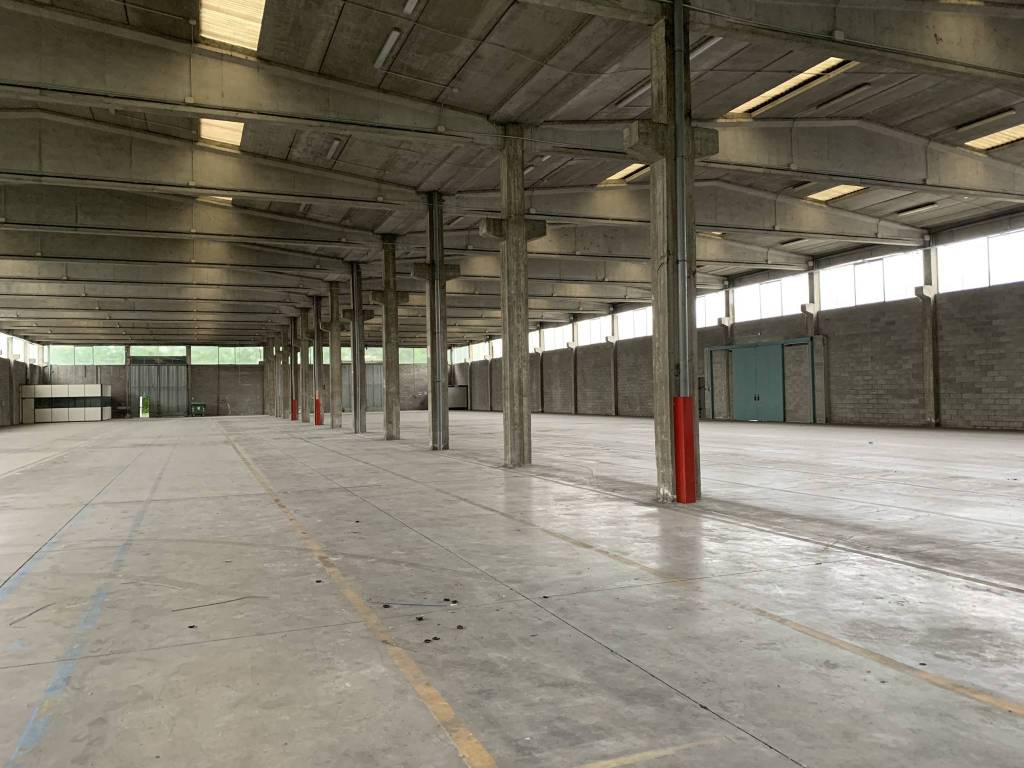 capannone in affitto a Settimo Milanese