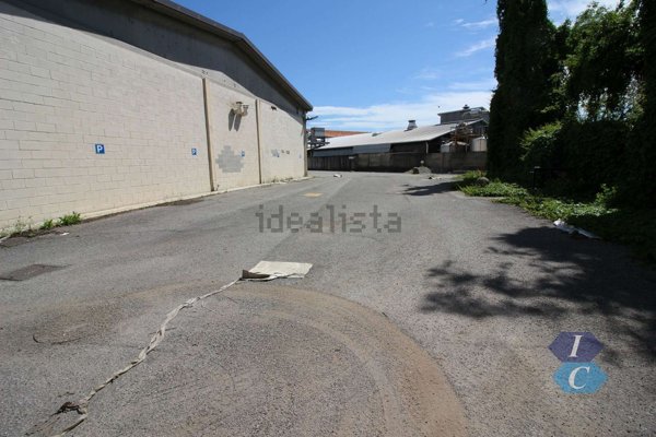 capannone in affitto a Settimo Milanese