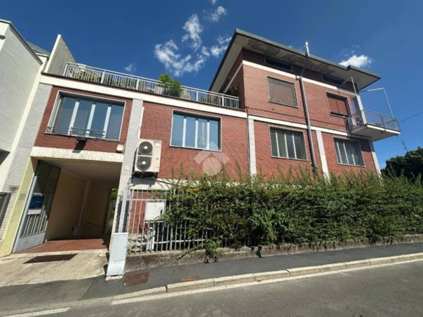 negozio in affitto a Settimo Milanese