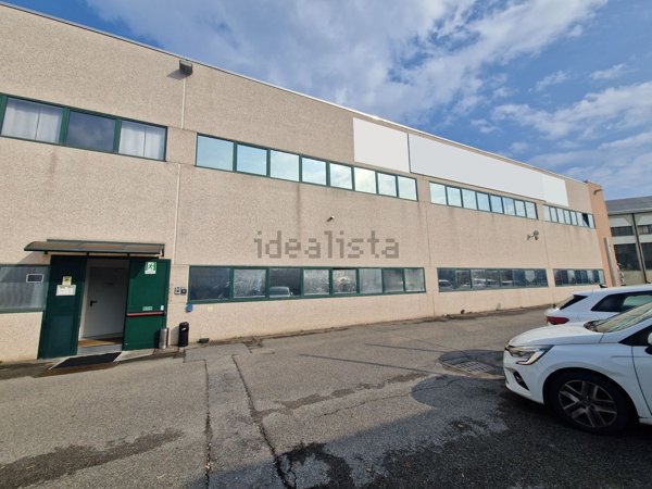 capannone in affitto a Settimo Milanese