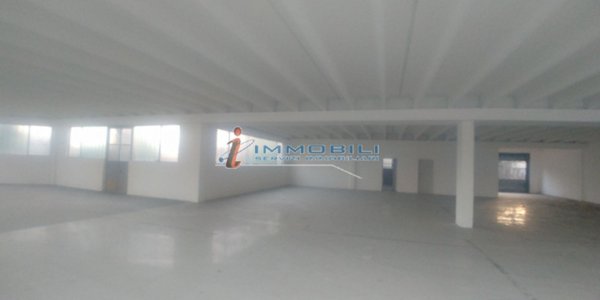 capannone in affitto a Settimo Milanese