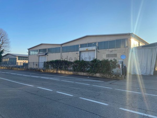 capannone in affitto a Settimo Milanese