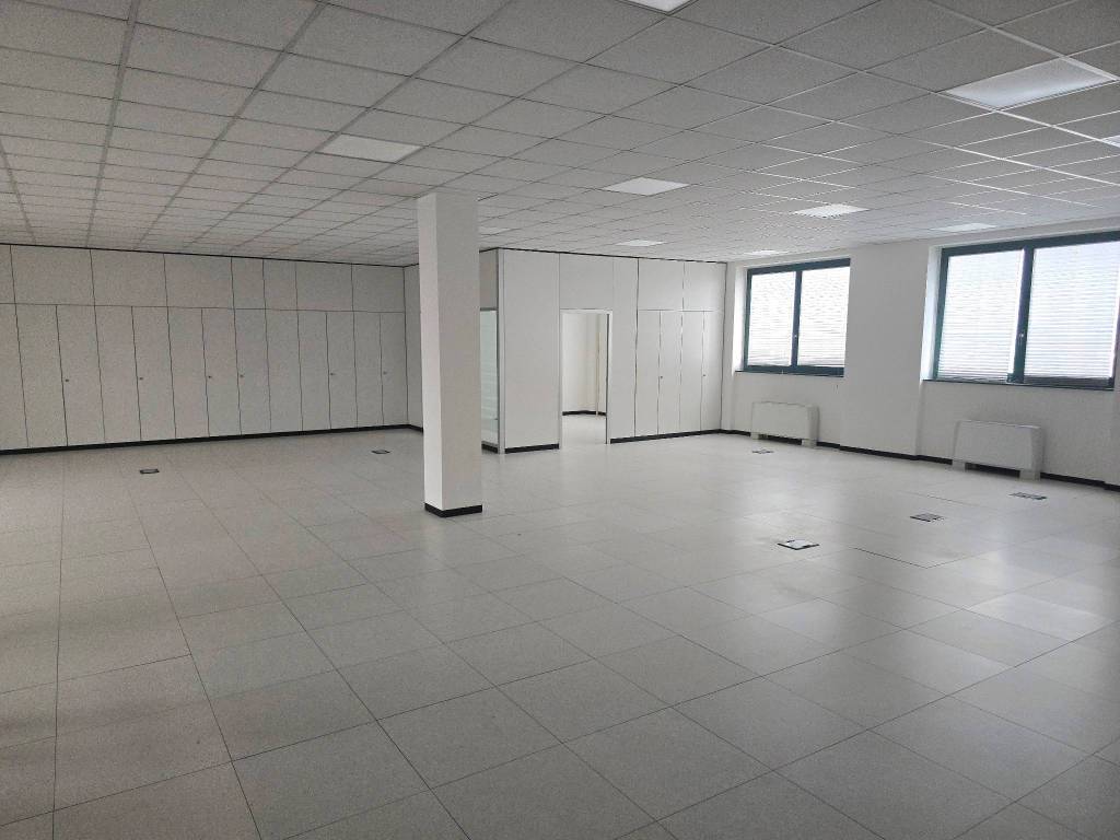 intera palazzina in affitto a Settimo Milanese in zona Villaggio Cavour