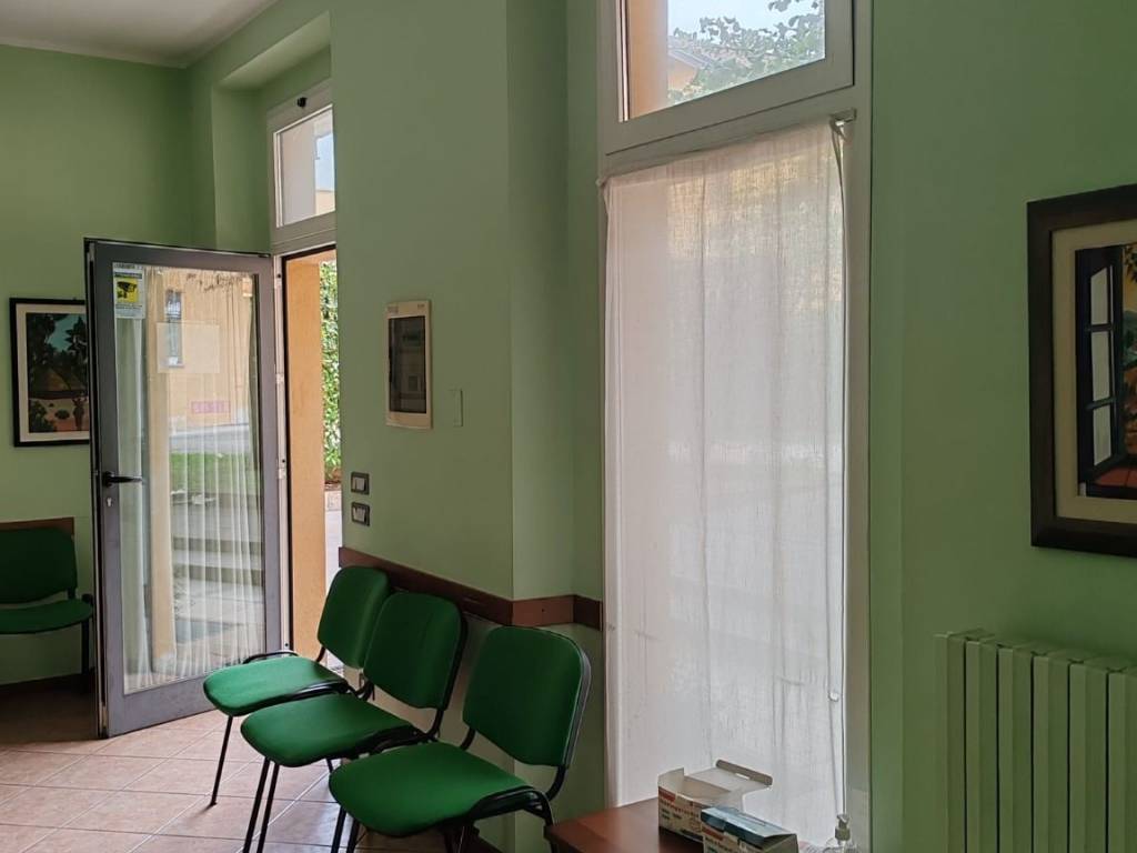 negozio in affitto a Settimo Milanese
