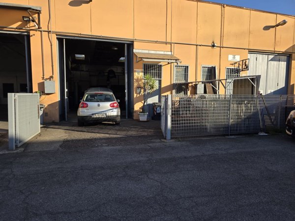 ufficio in affitto a Settimo Milanese in zona Cascine Olona