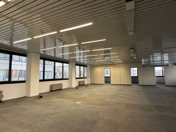 locale di sgombero in affitto a Settimo Milanese in zona Seguro