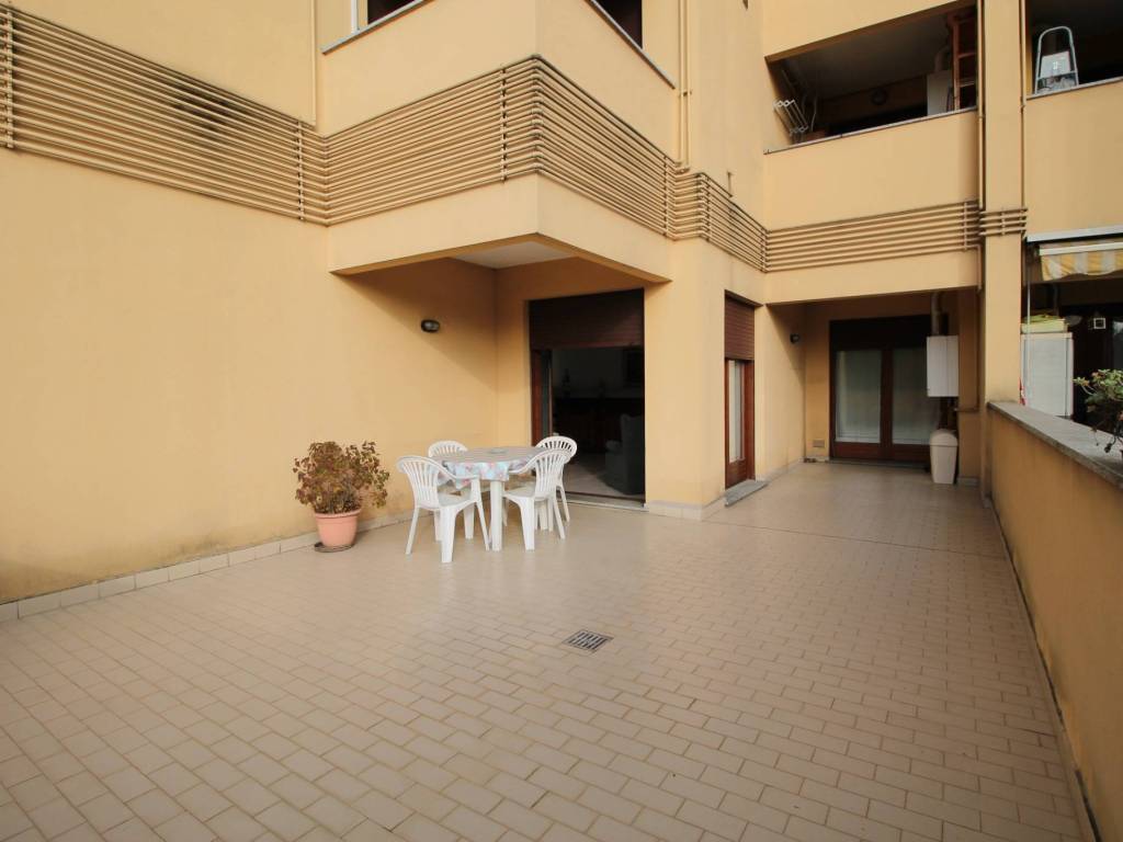 appartamento in affitto a Solaro