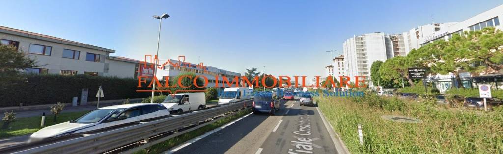 negozio in affitto a Trezzano sul Naviglio