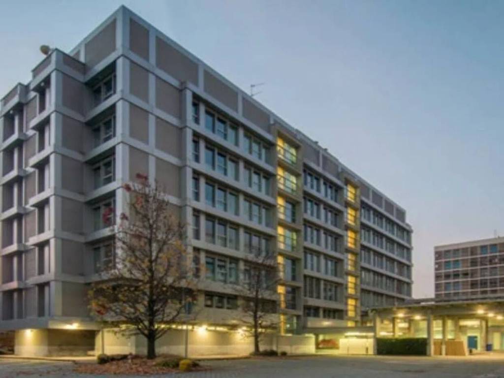 negozio in affitto a Trezzano sul Naviglio