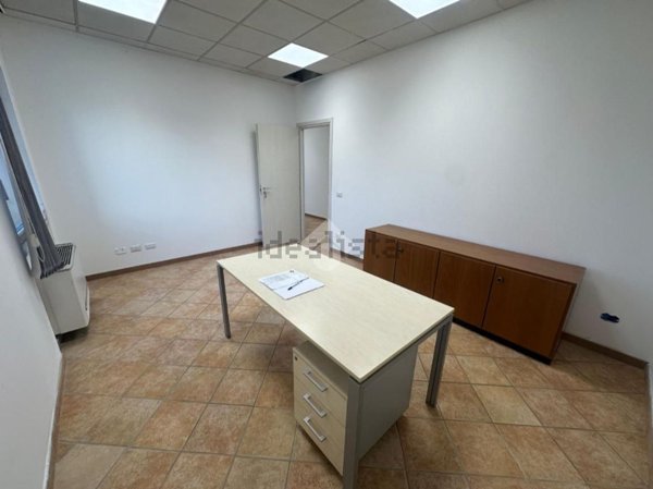 ufficio in affitto a Trezzano sul Naviglio
