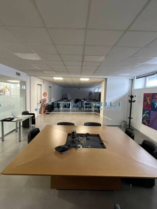 ufficio in affitto a Trezzano sul Naviglio