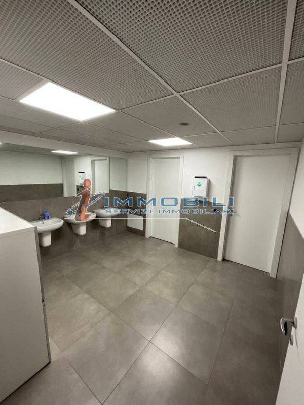 ufficio in affitto a Trezzano sul Naviglio