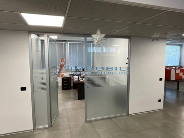 ufficio in affitto a Trezzano sul Naviglio