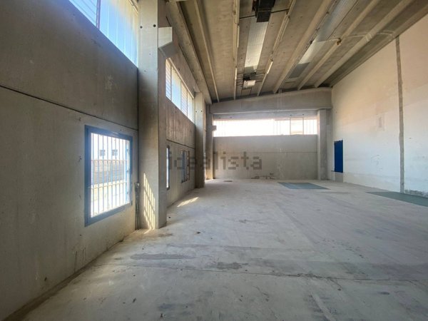 capannone in affitto a Trezzano sul Naviglio