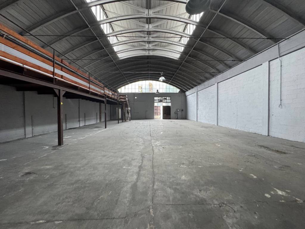 locale commerciale in affitto a Trezzano sul Naviglio