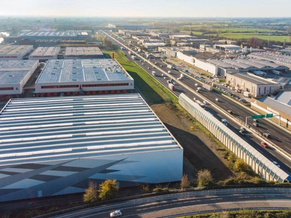 locale commerciale in affitto a Trezzo sull'Adda