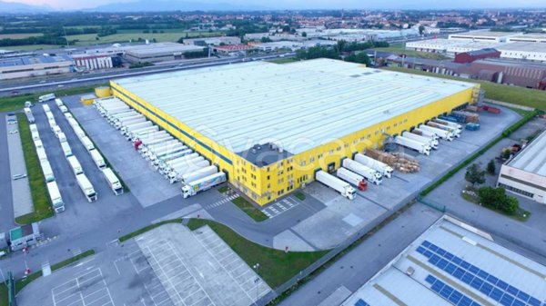 locale commerciale in affitto a Trezzo sull'Adda