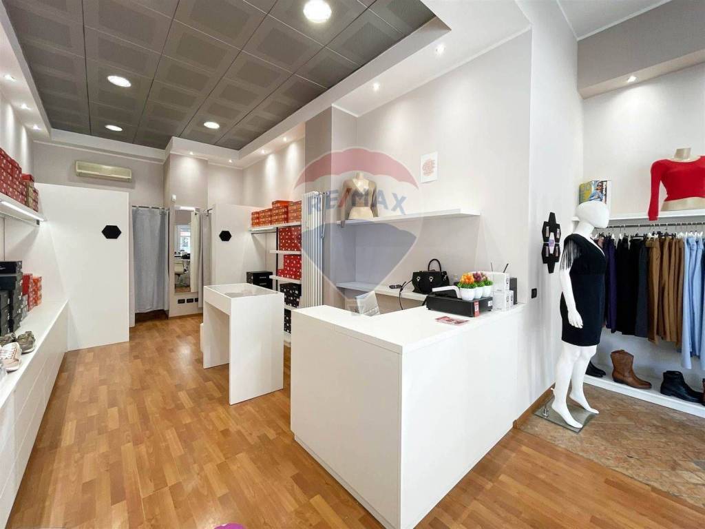 negozio in affitto a Trezzo sull'Adda