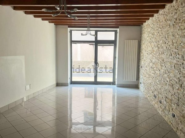 negozio in affitto a Trezzo sull'Adda