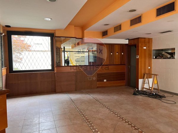 ufficio in affitto a Trezzo sull'Adda in zona Concesa