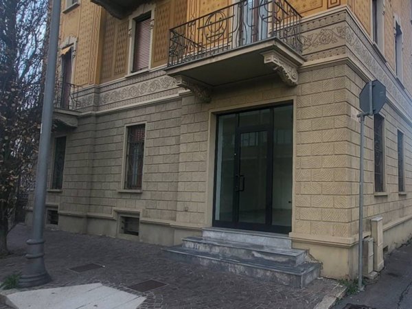 negozio in affitto a Turbigo
