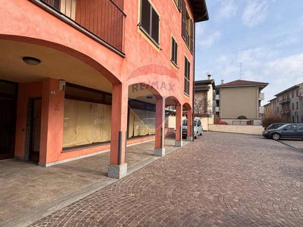 negozio in affitto a Turbigo