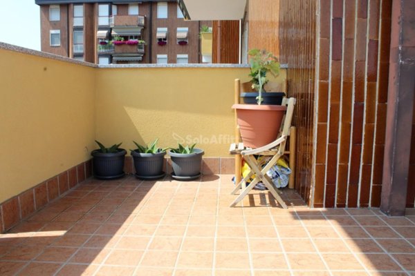 appartamento in affitto a Vanzago