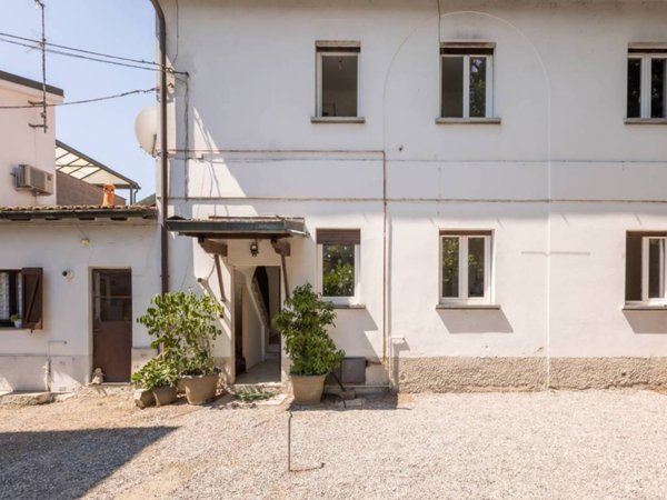 appartamento in affitto a Vanzago