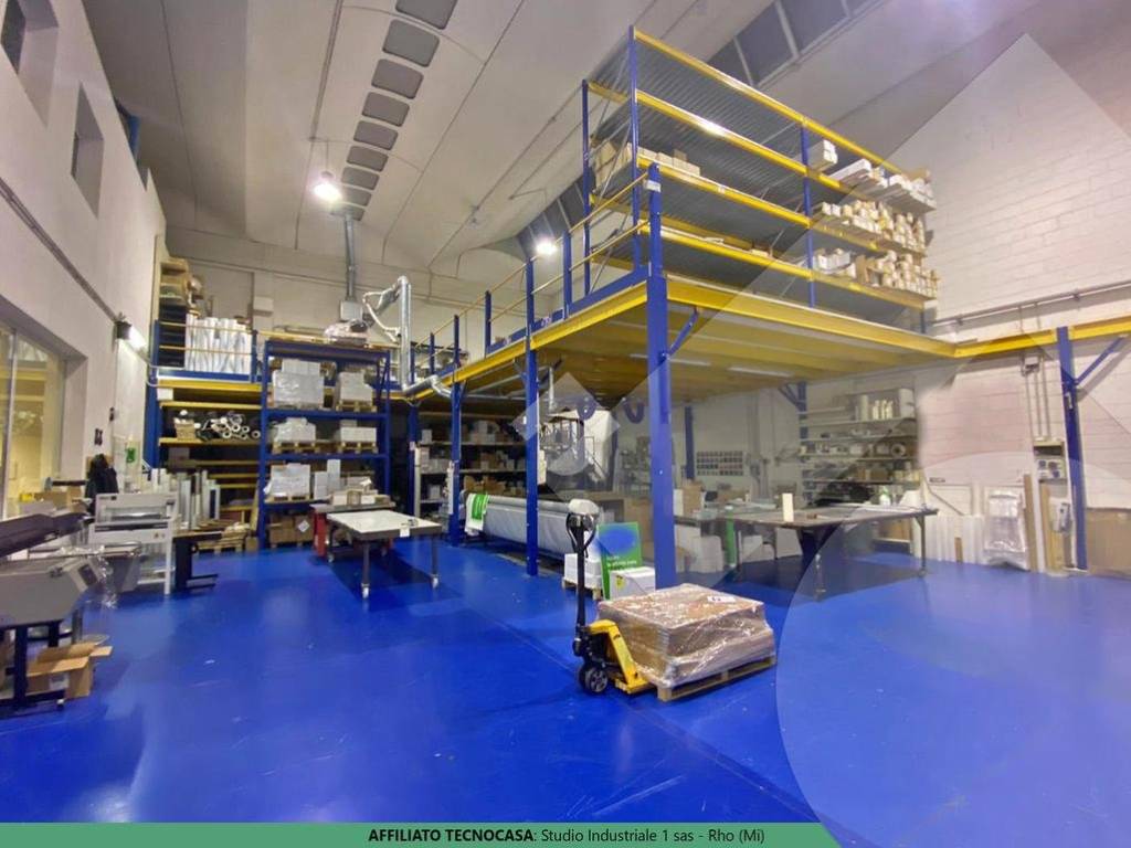 locale commerciale in affitto a Vanzago