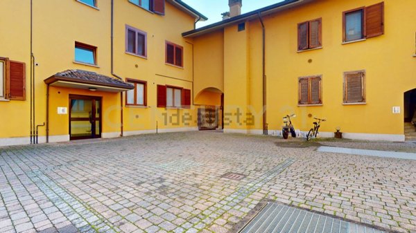 appartamento in affitto a Vanzago