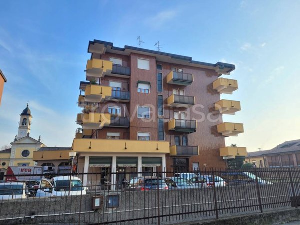 appartamento in affitto a Vanzago in zona Filanda