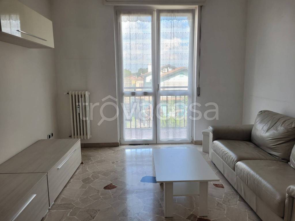 appartamento in affitto a Vanzago in zona Filanda